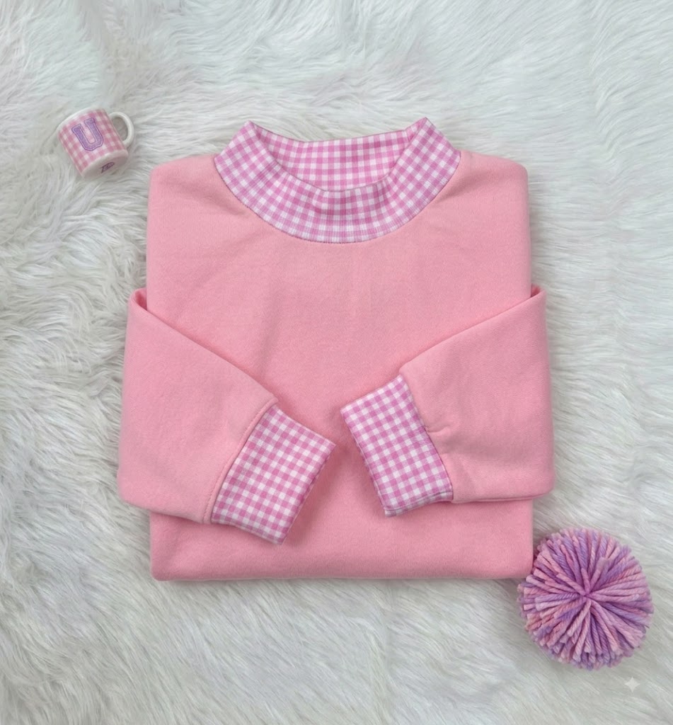 GINGHAM NECK SWEATSHIRT